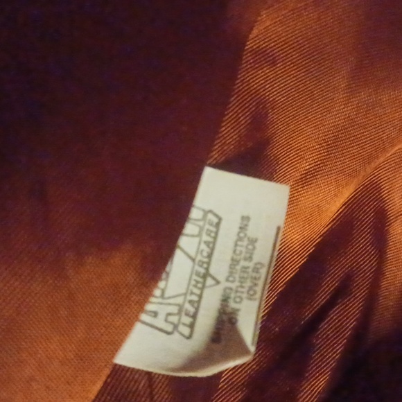 Leather jacket - Picture 6 of 10